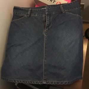 Old Navy Denim Mini Skirt! Size 10